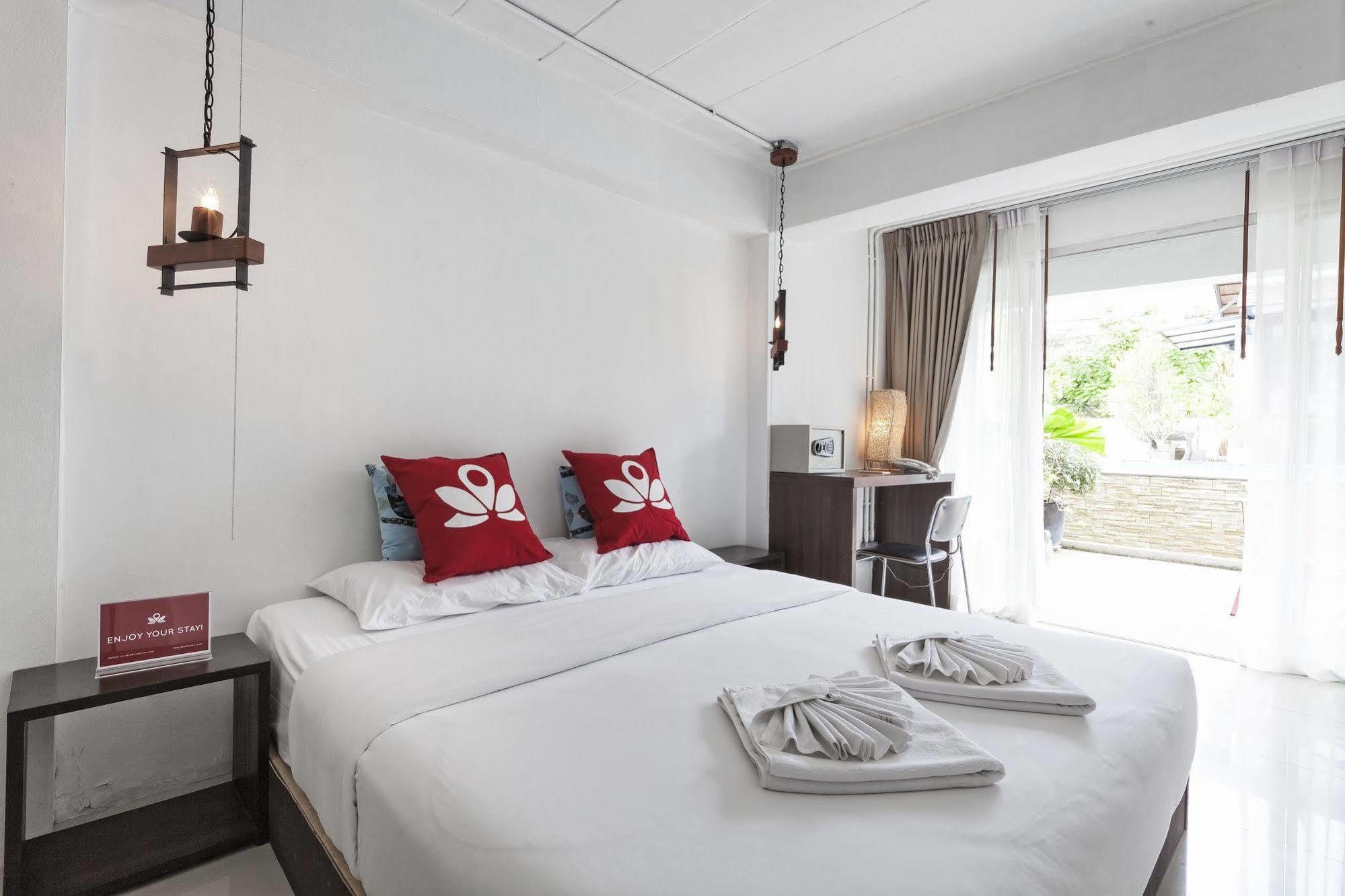 Zen Rooms Basic Nanai Phuket Patong Exteriör bild